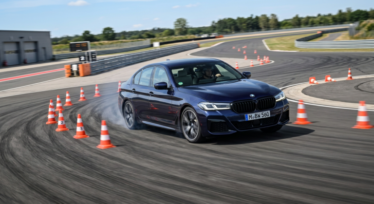 AUTO BILD vasaros padangų testas 2026 (245/45 R19): laimi Hankook, biudžetinis Giti įsilaužia į pirmąjį penketuką